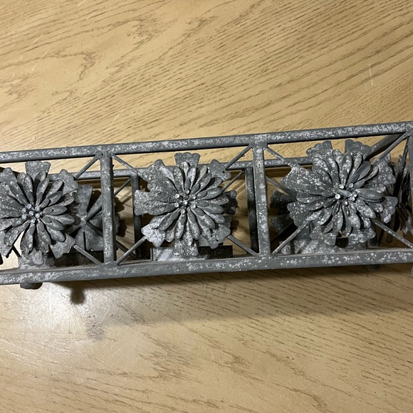 Candle Holder, Gray Metal with rhinestones - Picture 6 of 6